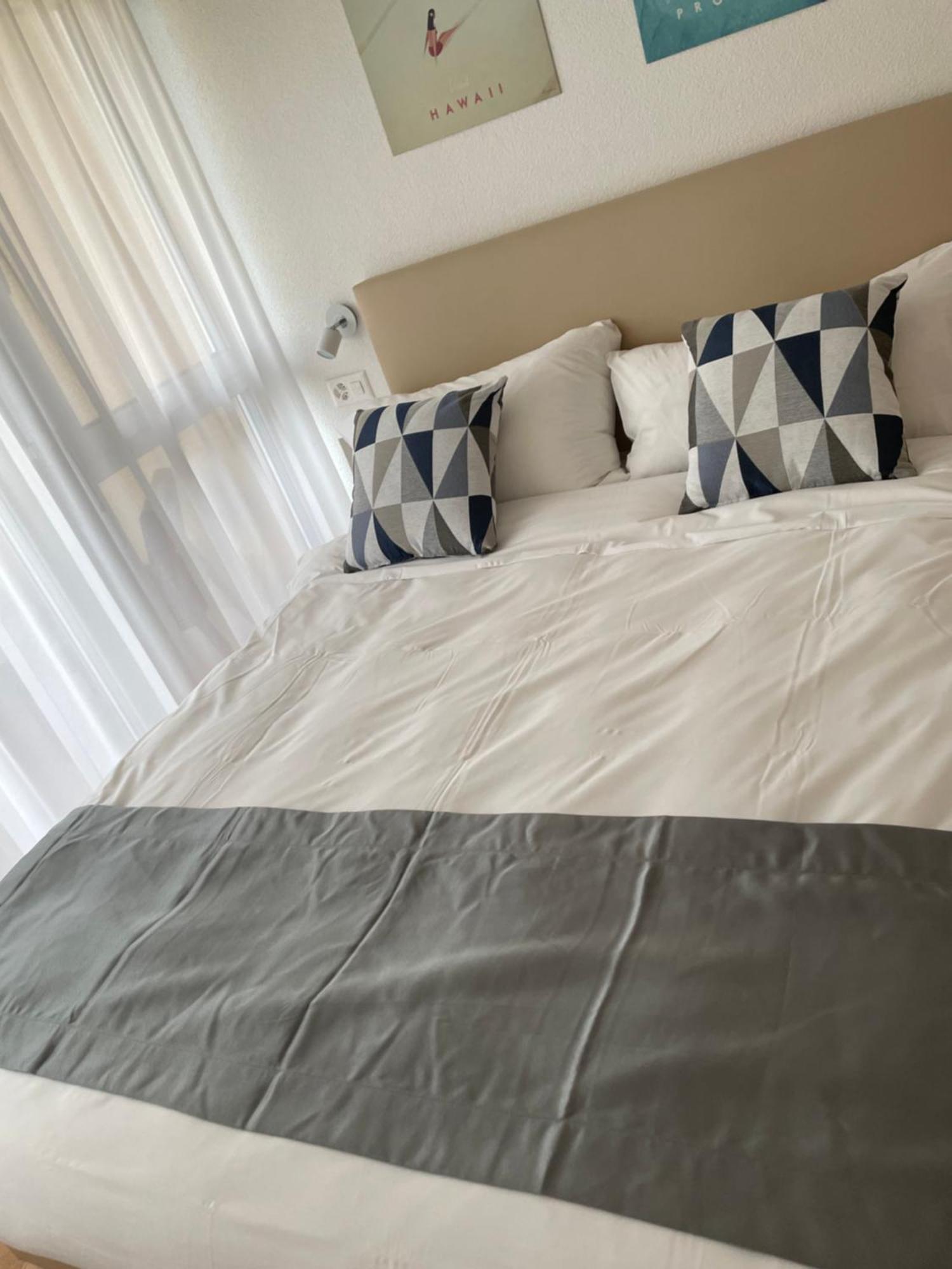 Eh!Toi Self Motel Etoy Eksteriør billede